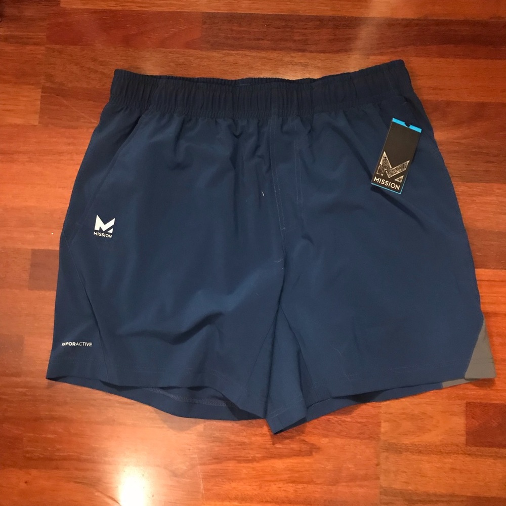 Men’s Mission Shorts, Size XL, NWT